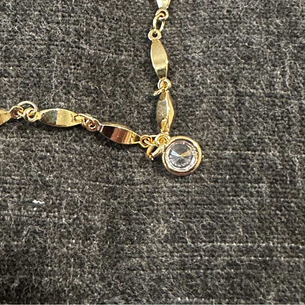 NEW Ettika Gold Plated rhinestone accent bracelet with pouch - Picture 5 of 6